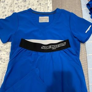 Skechers by barco blue scrub set size XS